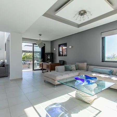 Villa Crystal Waves